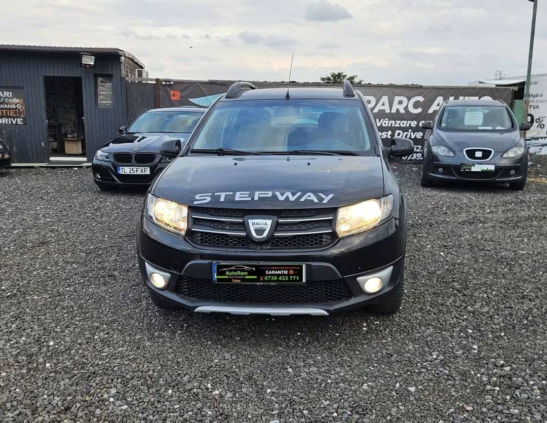 DACIA SANDERO STEPWAY 0.9 • 2013 • RATE FĂRĂ AVANS