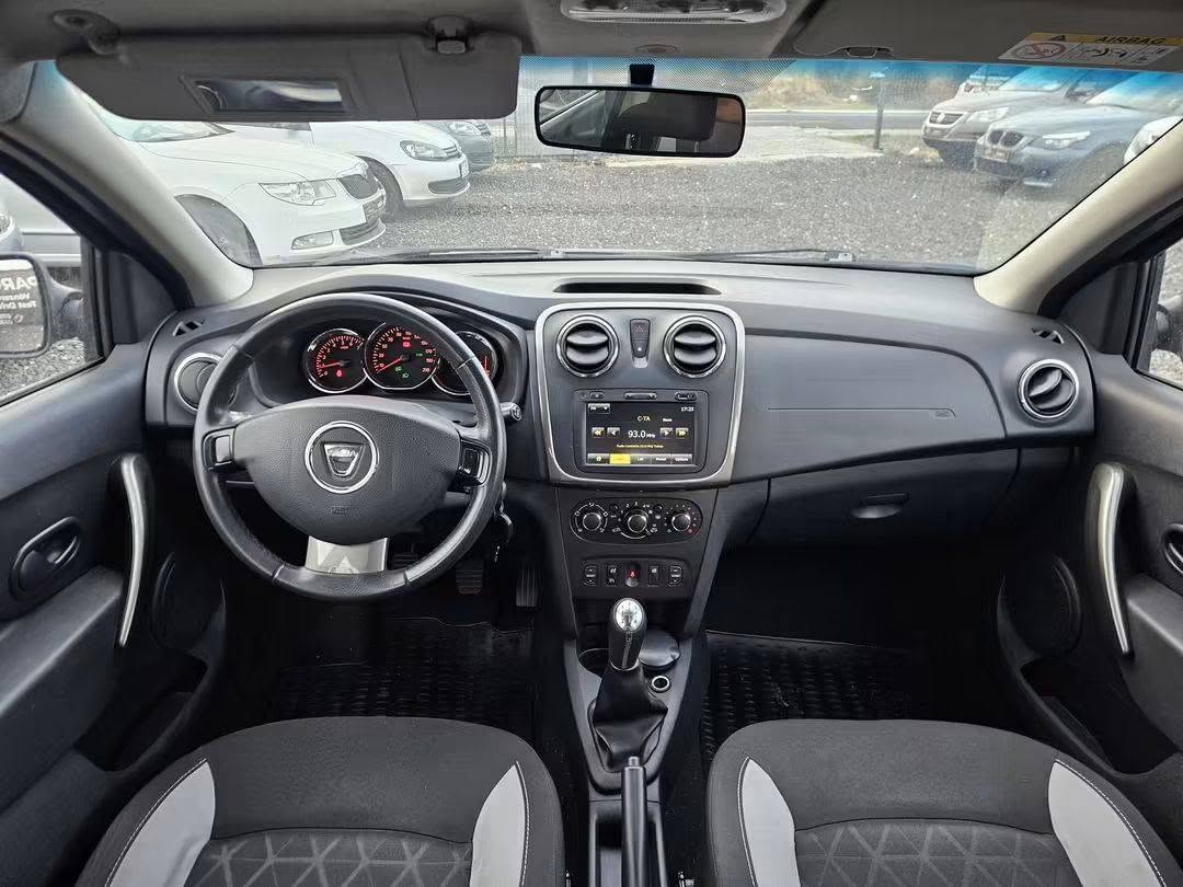 Foto 3 DACIA SANDERO STEPWAY 0.9 • 2013 • RATE FĂRĂ AVANS